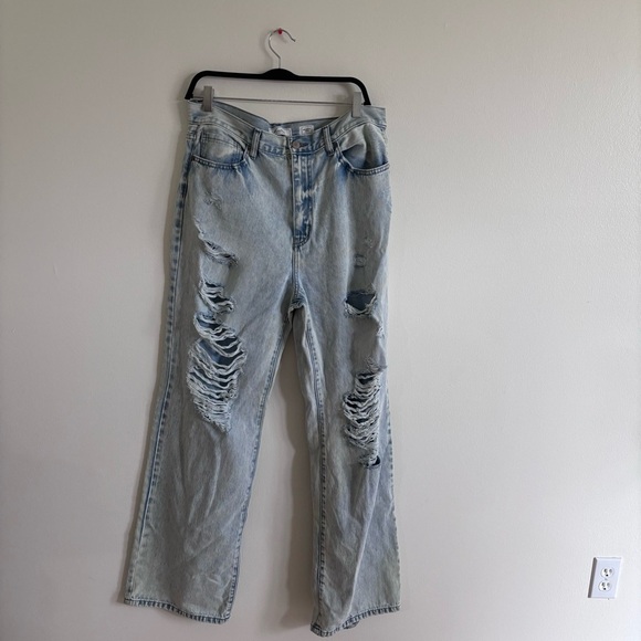 KanCan Signature Buckle Thrashed Ripped High Waist Wide Leg Jeans Size 31 - Picture 1 of 4